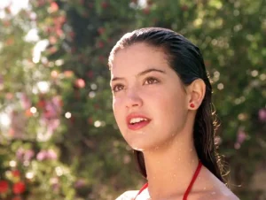 phoebe cates net worth